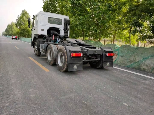 Sinotruk Used e Traktor Truck Tow Trailer 6*4 con tipo di trasmissione manuale