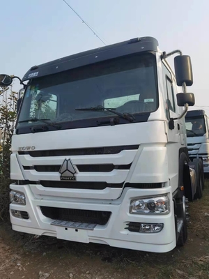 Sinotruk HOWO Used Heavy Duty Tractor Truck Trailer Head 6*4 2018 371-375HP ISO approvato