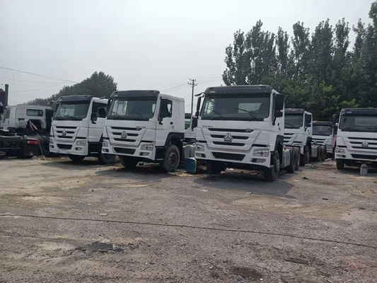 10 ruote Used Tractor Truck HOWO Truck Head 376-420HP con pneumatici senza tubi
