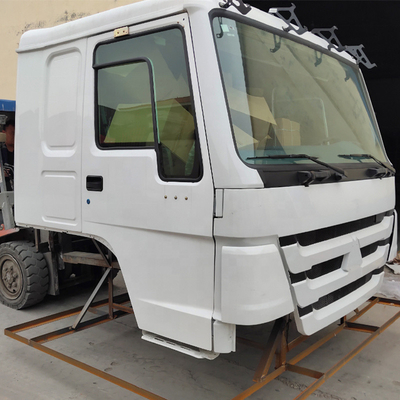 Testa del trattore per camion Sinotruk personalizzata con sistema elettrico e cabina pesante
