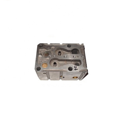 Sinotruk HOWO Wd615 Motore diesel Testa del cilindro Az1095040123 Componente auto personalizzato