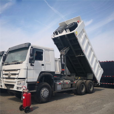 Sinotruk 10 ruota 6X4 371HP e usato HOWO Dump Truck con pneumatici senza tubo