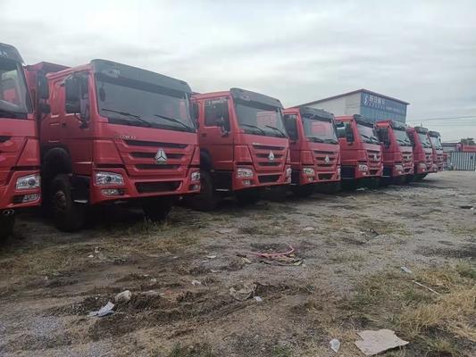 Disegno pneumatico senza tubi Sinotruk HOWO 336-380HP Camionetti di scarico con potenza da 351-450 CV