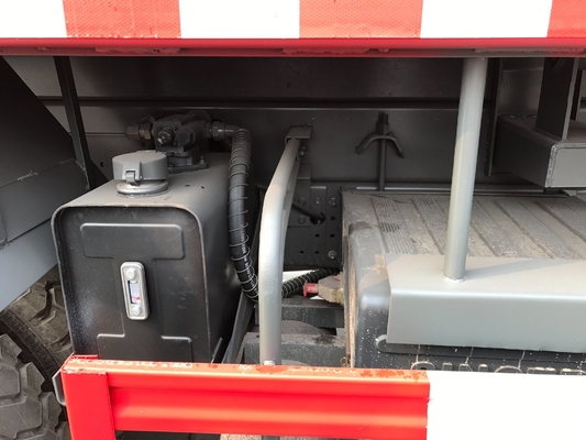Trasmissione manuale Sinotruk 6X4 RC Truck Tipper 60ton Dump Truck con telaio Hova